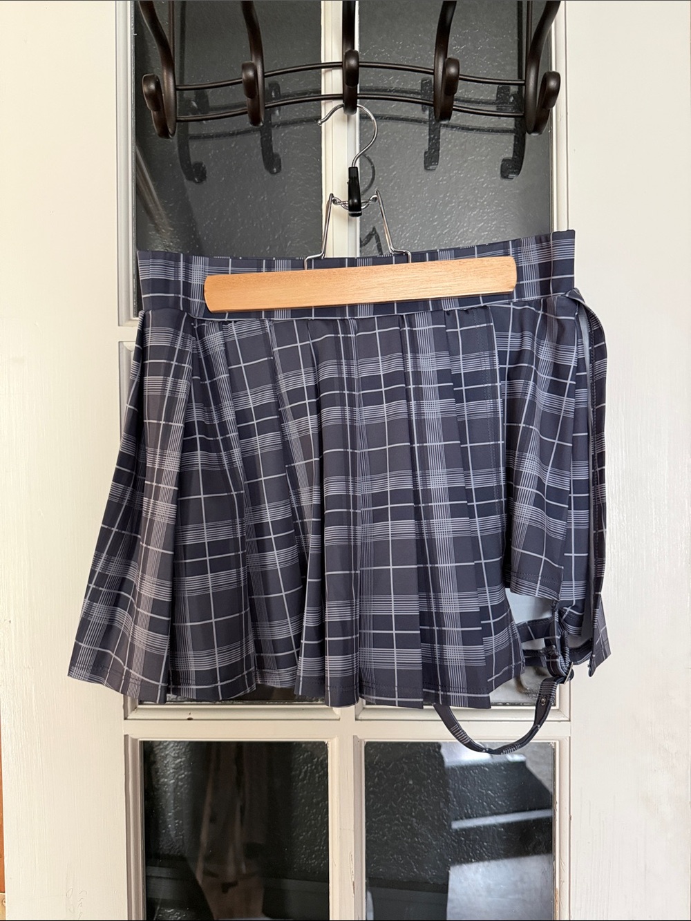 HALARA Black and Gray Plaid Taylor Swift Skort